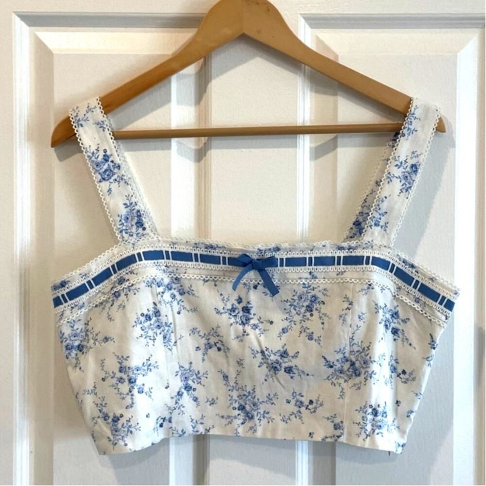 Altar'd State White with Blue Ditsy Floral Coquette Crop Top Size Large